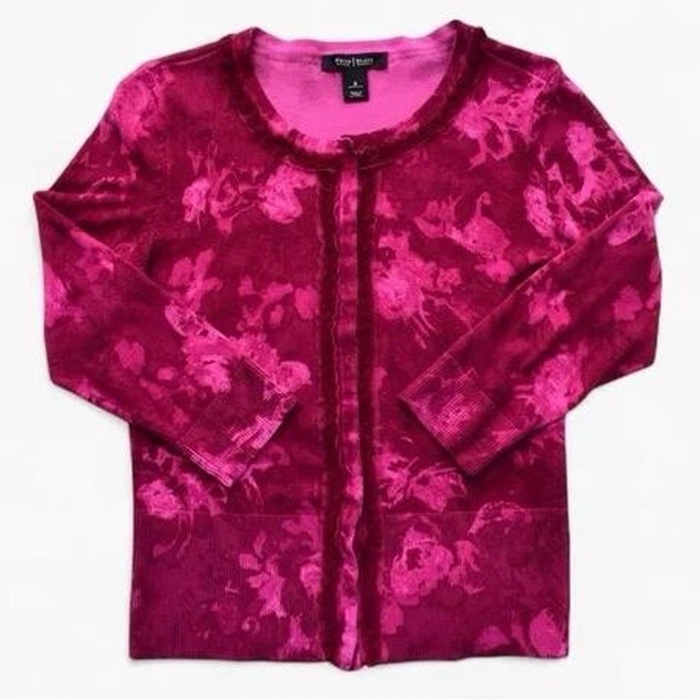 White House Black Market Fuchsia Floral Knit Top